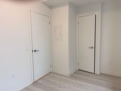 Photo 11 at 3404 - 1 Quarrington Lane, Don Mills, Toronto