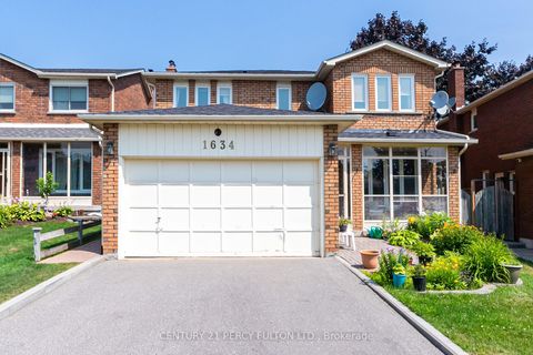 Photo 1 at 1634 Beaton Way, Brock Ridge, Pickering