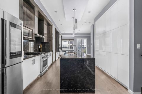 Photo 18 at 3910 Major Mackenzie Drive, Vellore Village, Vaughan