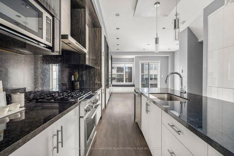 Photo 21 at 3910 Major Mackenzie Drive, Vellore Village, Vaughan