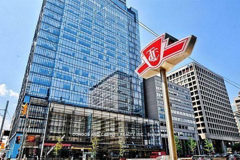 Photo 1 at 2011 - 488 University Avenue, University, Toronto