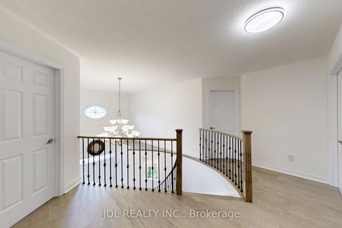 Photo 19 at 54 St Urbain Drive, Vellore Village, Vaughan