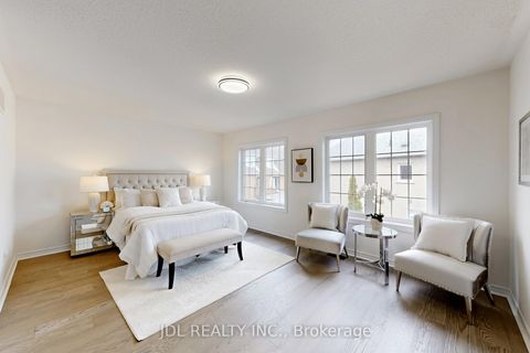 Photo 21 at 54 St Urbain Drive, Vellore Village, Vaughan