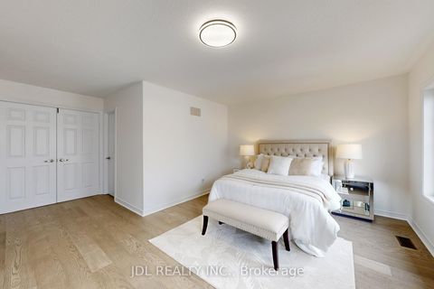 Photo 22 at 54 St Urbain Drive, Vellore Village, Vaughan