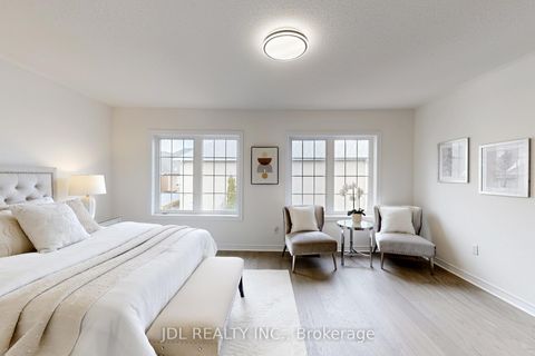 Photo 23 at 54 St Urbain Drive, Vellore Village, Vaughan