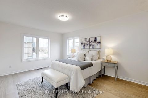 Photo 26 at 54 St Urbain Drive, Vellore Village, Vaughan