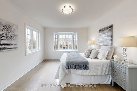 Photo 30 at 54 St Urbain Drive, Vellore Village, Vaughan