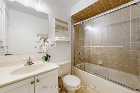 Photo 34 at 54 St Urbain Drive, Vellore Village, Vaughan