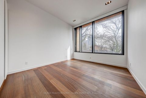 Photo 21 at 6 Bannatyne Drive, Windfields, Toronto