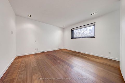 Photo 23 at 6 Bannatyne Drive, Windfields, Toronto