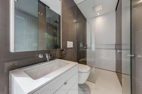 Photo 26 at 6 Bannatyne Drive, Windfields, Toronto