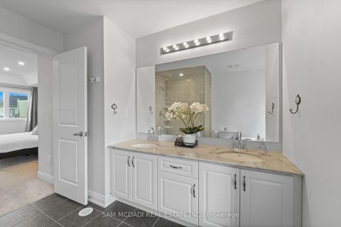 Photo 28 at 61 Edward Horton Crescent, City Centre West, Toronto