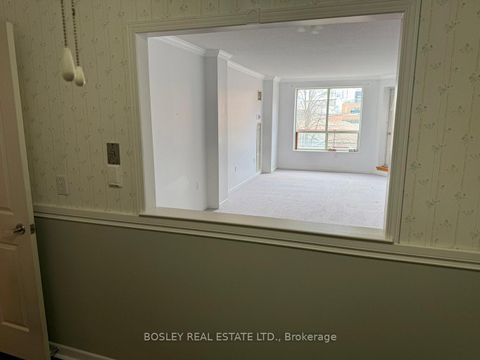 Photo 14 at 513 - 955 Millwood Road, Leaside, Toronto