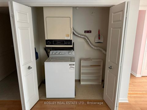 Photo 17 at 513 - 955 Millwood Road, Leaside, Toronto