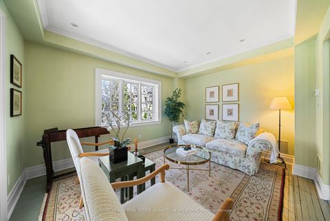 Photo 14 at 25 Strathgowan Crescent, Lawrence Park South, Toronto