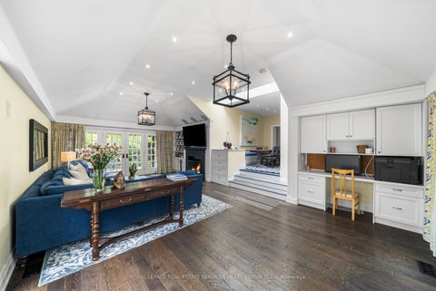 Photo 25 at 25 Strathgowan Crescent, Lawrence Park South, Toronto