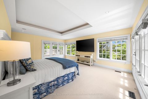 Photo 39 at 25 Strathgowan Crescent, Lawrence Park South, Toronto