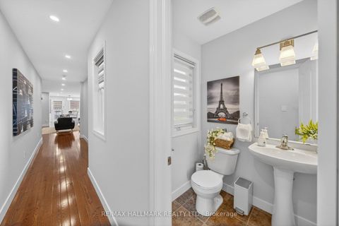 Photo 2 at 64 Coranto Way, Vellore Village, Vaughan