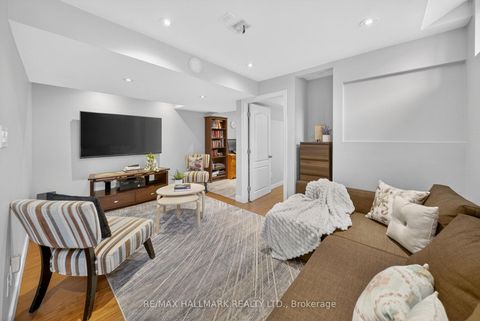 Photo 29 at 64 Coranto Way, Vellore Village, Vaughan