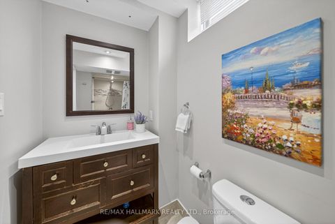 Photo 34 at 64 Coranto Way, Vellore Village, Vaughan