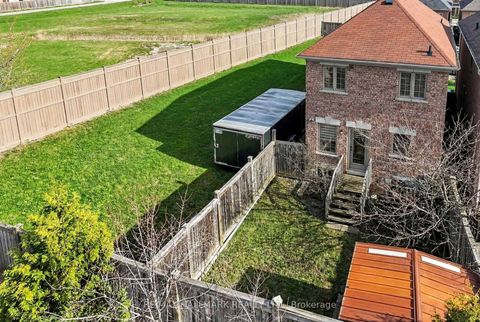 Photo 38 at 64 Coranto Way, Vellore Village, Vaughan