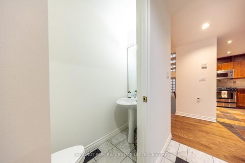 Photo 2 at 263 Erskine Avenue, Mount Pleasant East, Toronto