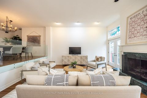 Photo 16 at 263 Erskine Avenue, Mount Pleasant East, Toronto