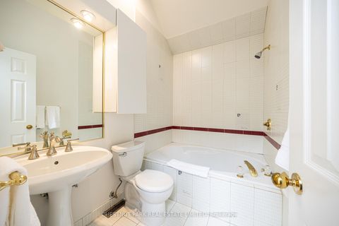 Photo 31 at 263 Erskine Avenue, Mount Pleasant East, Toronto