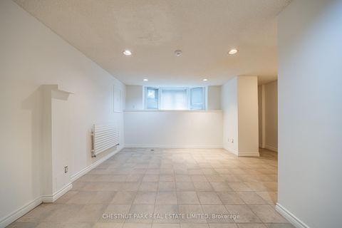 Photo 40 at 263 Erskine Avenue, Mount Pleasant East, Toronto