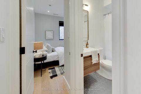 Photo 17 at 227 Howland Avenue, Annex, Toronto