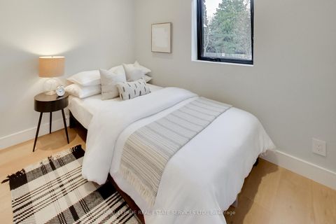 Photo 18 at 227 Howland Avenue, Annex, Toronto