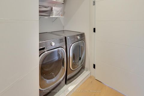 Photo 21 at 227 Howland Avenue, Annex, Toronto