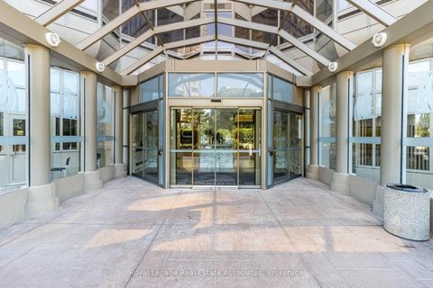 Photo 2 at 2407 - 1 Palace Pier Court, Mimico, Toronto