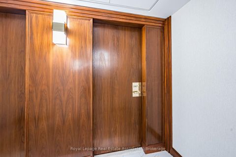 Photo 6 at 2407 - 1 Palace Pier Court, Mimico, Toronto