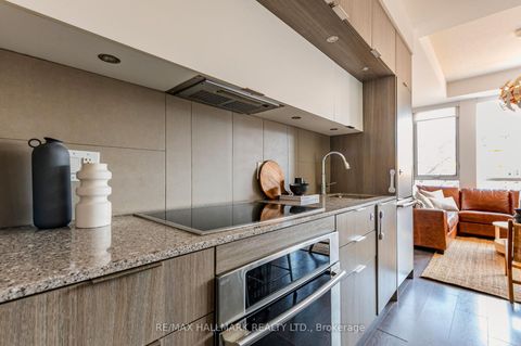 Photo 13 at 126 St David Street, Regent Park, Toronto