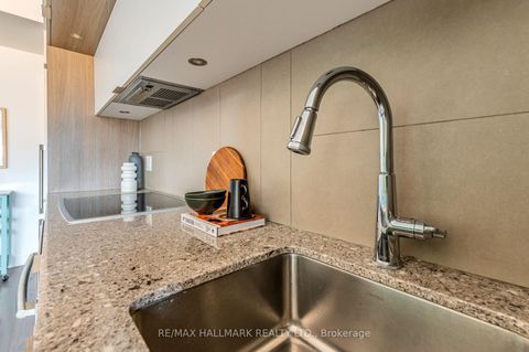 Photo 14 at 126 St David Street, Regent Park, Toronto