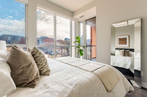 Photo 20 at 126 St David Street, Regent Park, Toronto