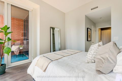 Photo 21 at 126 St David Street, Regent Park, Toronto