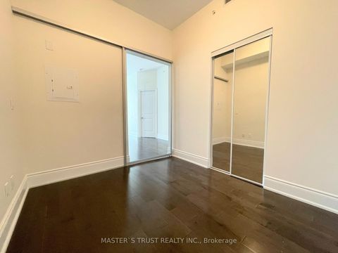 Photo 11 at 917 - 23 Glebe Road W, Eglinton, Toronto