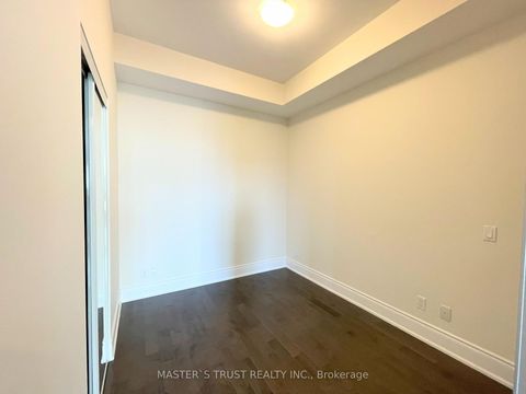 Photo 12 at 917 - 23 Glebe Road W, Eglinton, Toronto