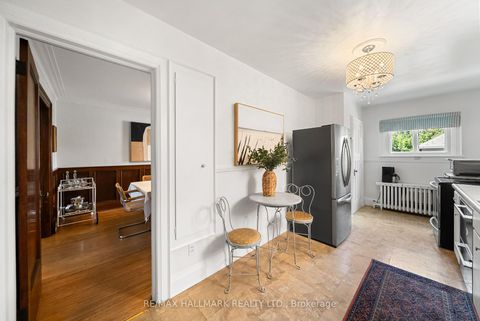 Photo 16 at 814 Duplex Avenue, Lawrence Park South, Toronto