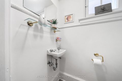 Photo 32 at 814 Duplex Avenue, Lawrence Park South, Toronto