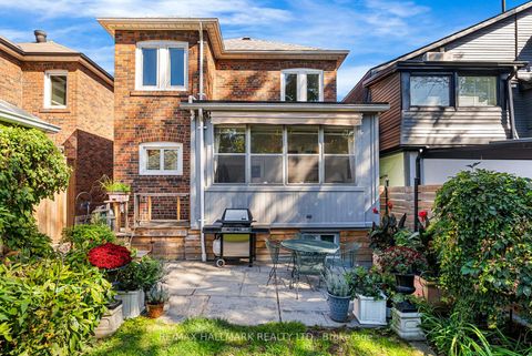 Photo 36 at 814 Duplex Avenue, Lawrence Park South, Toronto