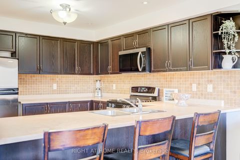 Photo 11 at 105 Hammill Heights, Mt Albert, East Gwillimbury