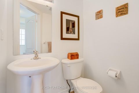 Photo 16 at 105 Hammill Heights, Mt Albert, East Gwillimbury