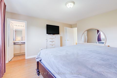 Photo 20 at 105 Hammill Heights, Mt Albert, East Gwillimbury