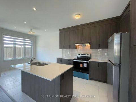 Photo 8 at 70 Tipp Drive, Rural Richmond Hill, Richmond Hill