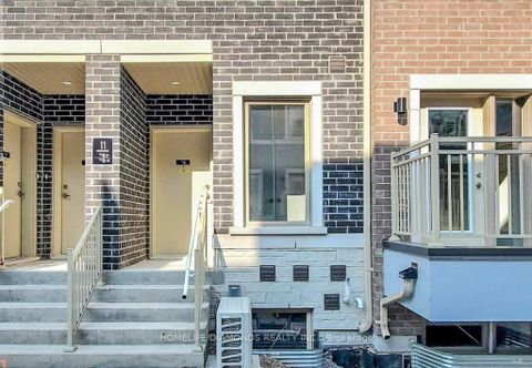 Photo 2 at 68 - 31 HONEYCRISP Crescent E, Vaughan Corporate Centre, Vaughan