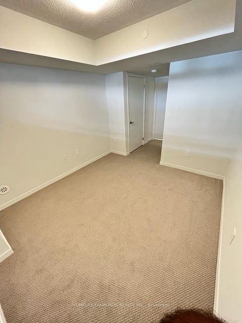 Photo 3 at 68 - 31 HONEYCRISP Crescent E, Vaughan Corporate Centre, Vaughan