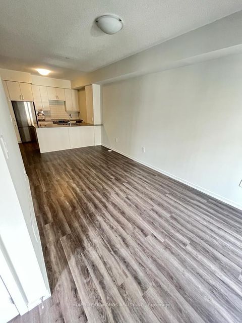 Photo 20 at 68 - 31 HONEYCRISP Crescent E, Vaughan Corporate Centre, Vaughan